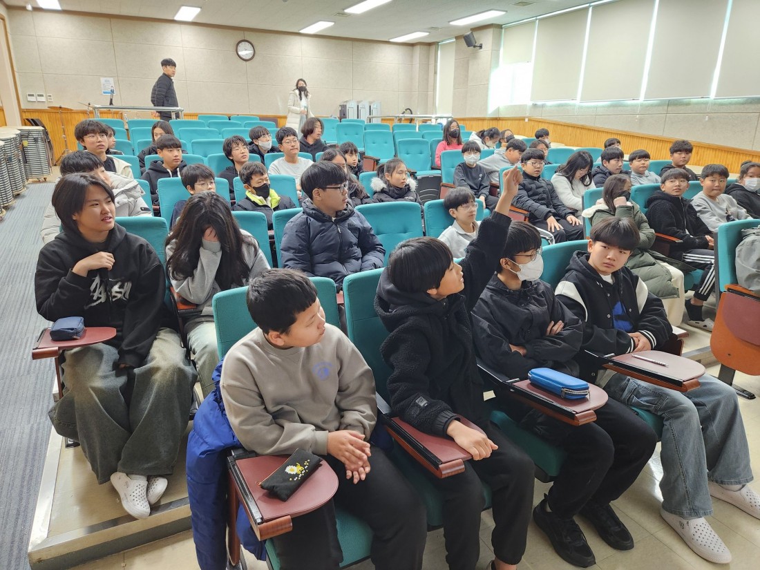 첨부 이미지