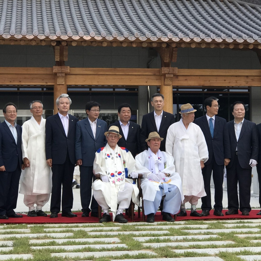첨부 이미지